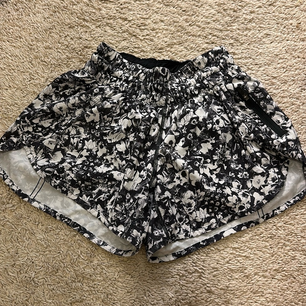Black and white Lululemon shorts